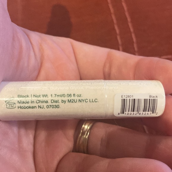 🆕m2c-NYC: Volumizing Black Mascara- Travel size - Picture 4 of 4